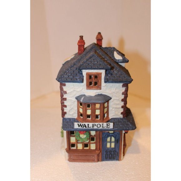 Dept 56 Dickens Village - Walpole Tailors - Picture 1 of 7